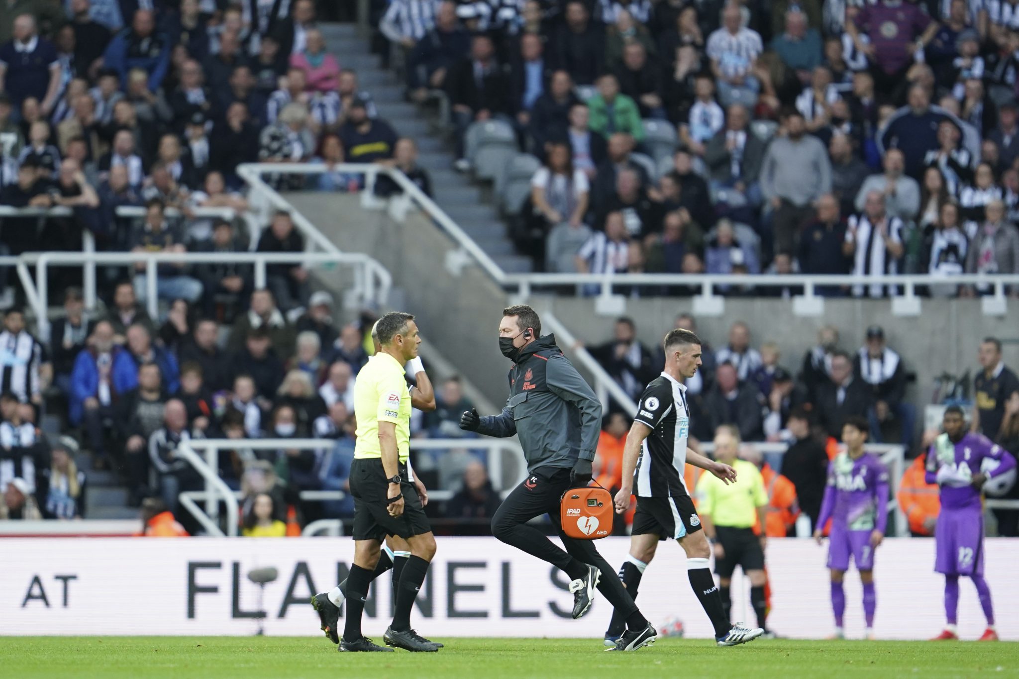 Тоттенхэм хотспур ньюкасл юнайтед 10 декабря. Тоттенхэм Ньюкасл. Tottenham Newcastle. Тоттенхэм новости. Тоттенхэм Hotspur.