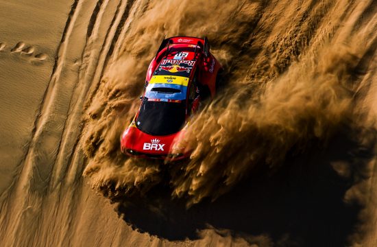 Reli Dakar: Loeb poškodoval avto, Mulec ohranil položaj