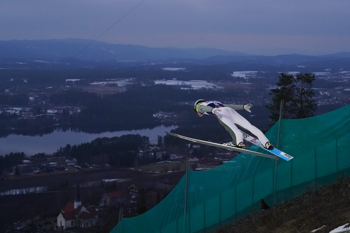 Sestro so omejili, bodo tudi Domna “držali nazaj”?