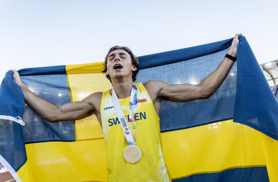 Nov svetovni rekord neverjetnega Šveda (VIDEO)