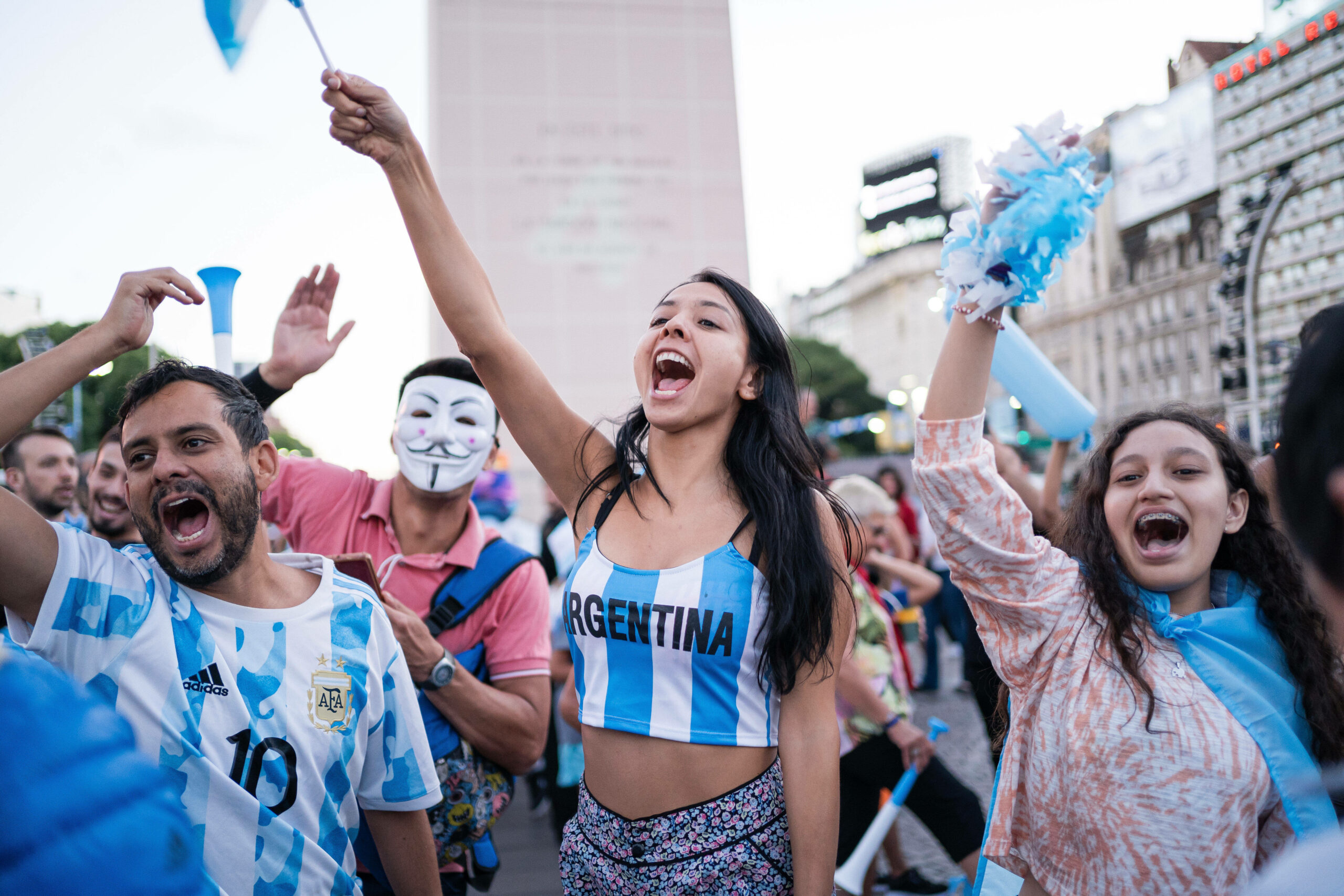 Buenos Aires clignote, la nation célèbre les nouveaux champions du monde (PHOTOS)