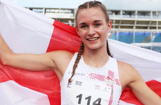 Spektakularen tek v Belfastu, 17-letnica je osupnila atletski svet