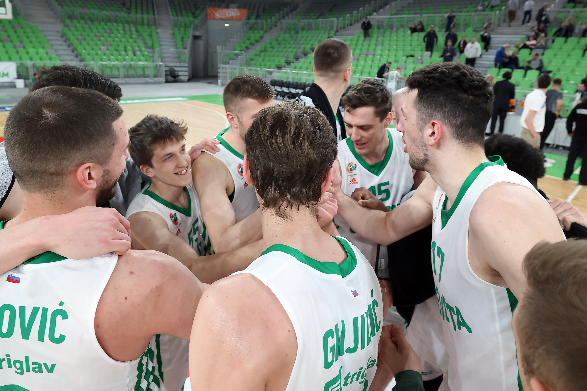 Cedevita Olimpija Uspešno Odprla Domači Polfinale - Sportklub