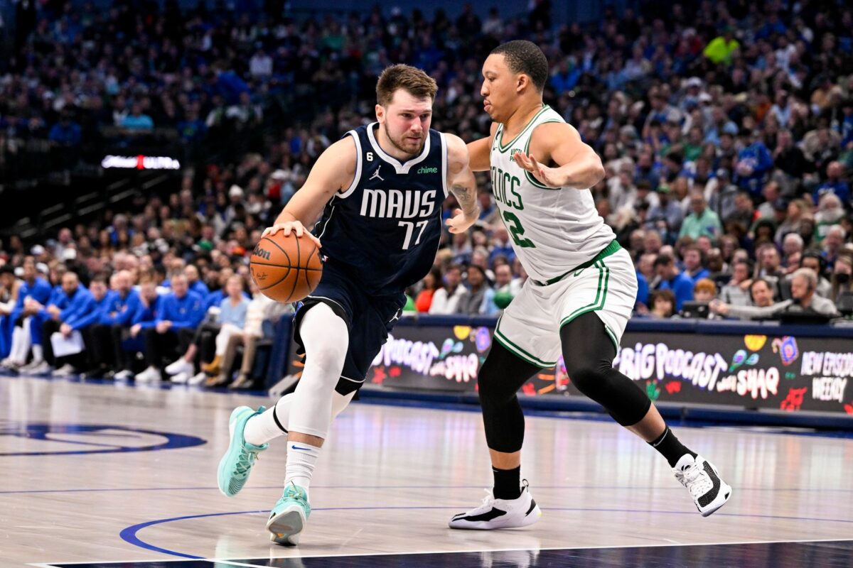 Dallas krepi obrambo: prihajata dve novi okrepitvi