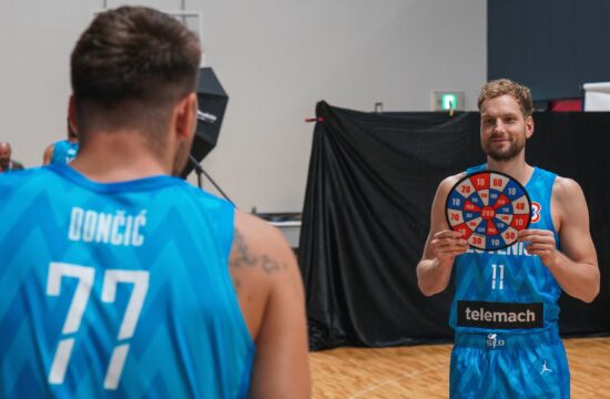 Luka Dončić, Jaka Blažič
