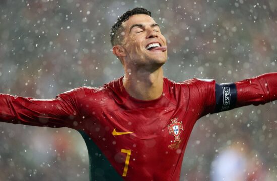Cristiano Ronaldo se koplje v denarju