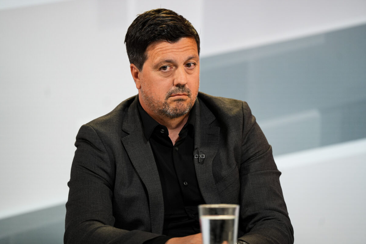 V oddaji Pod prečko se pričakuje potres