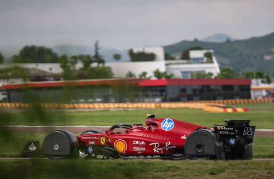 Zakaj je Ferrari testiral nenavadne blatnike? (FOTO)