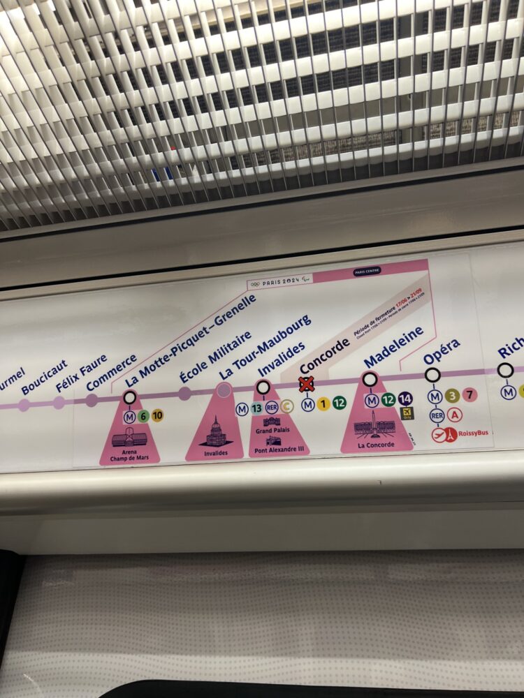 Zemljevid podzemne železnice v pomoč obiskovalcem