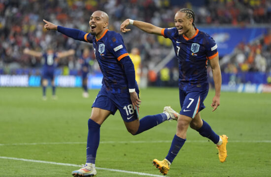 Nizozemska za preboj v četrtfinale nadigrala Romunijo (VIDEO)