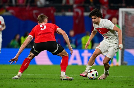 Avstrijci znižali zaostanek, tekma znova odprta (VIDEO)