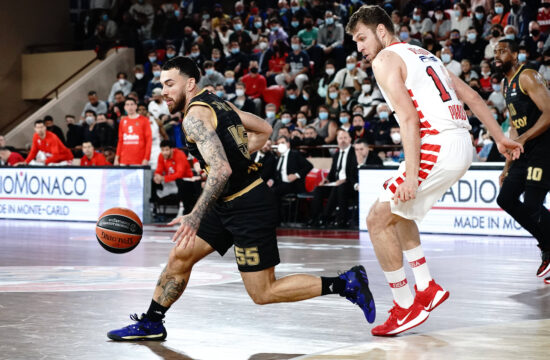 Mike James (AS Monaco) - Sasha Vezenkov (Olympiakos Piraeus) BASKETBALL : Monaco vs Olympiakos - Euroleague - Playoff -