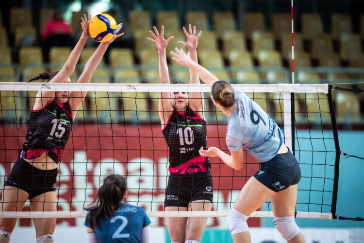 OTP banka Branik - Calcit Volley