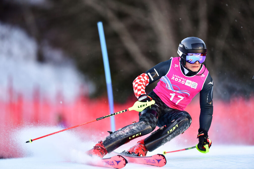 (SP)SWITZERLAND-LES DIABLERETS-WINTER YOG-ALPINE SKIING-MEN'S SLALOM