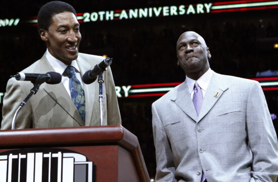 Scottie Pippen, Michael Jordan