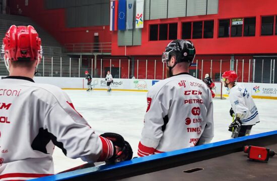 Otrok in sinonim Olimpije po novem za Jesenice