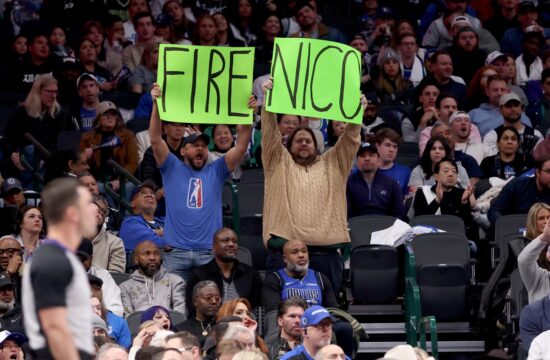 Dallas Mavericks dosegli novo dno (VIDEO)