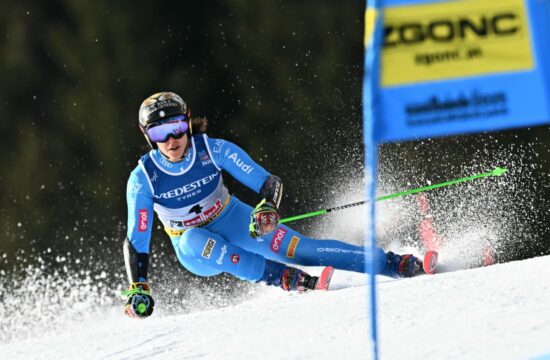 Zlato v Italijo, Slovenki na zasoljeni progi razočarali