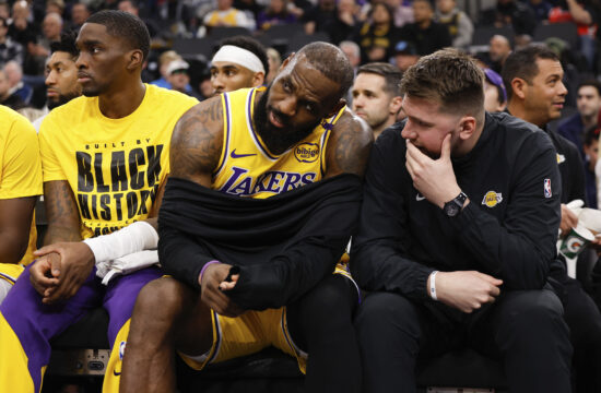 Lakers brez naveze “LeBrončić” do zmage v Oregonu