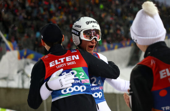 Nova medalja za Slovenijo! Mešana ekipa do srebra na svetovnem prvenstvu