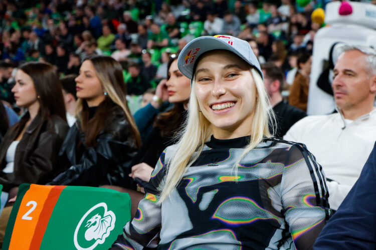 Janja Garnbret, Cedevita Olimpija - Bešiktaš