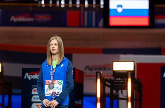 Tina Šutej že v ponedeljek po novo medaljo