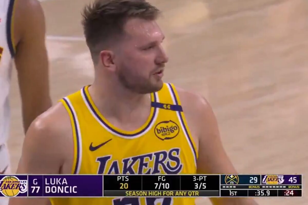 Dončić hitro odgovoril navijaču, ki ga je skušal zmesti (VIDEO)