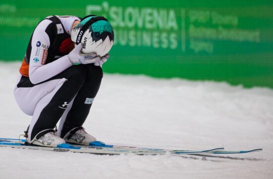 Slovenski skakalci na Kitajskem brez vidnejše uvrstitve