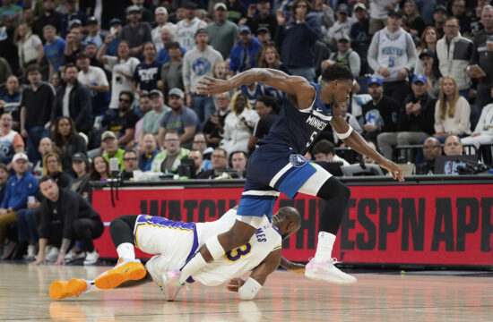 Minnesota Timberwolves – LA Lakers: Jezerniki ob polčasu z zaostankom