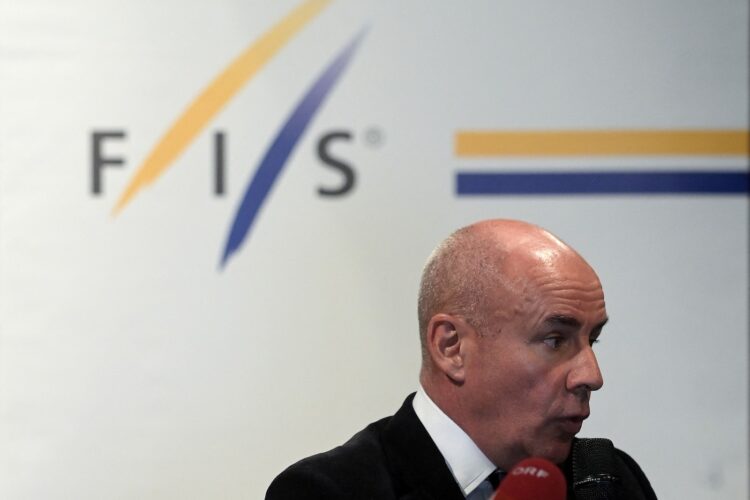 Nov pretres pri vrhu: smučarska zveza pred bankrotom?