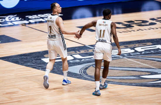 Posledice vojne na Bližnjem vzhodu: prestavitve, odpovedi in nejasnost