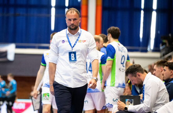 Uroš Zorman v Srbijo s kopico novincev