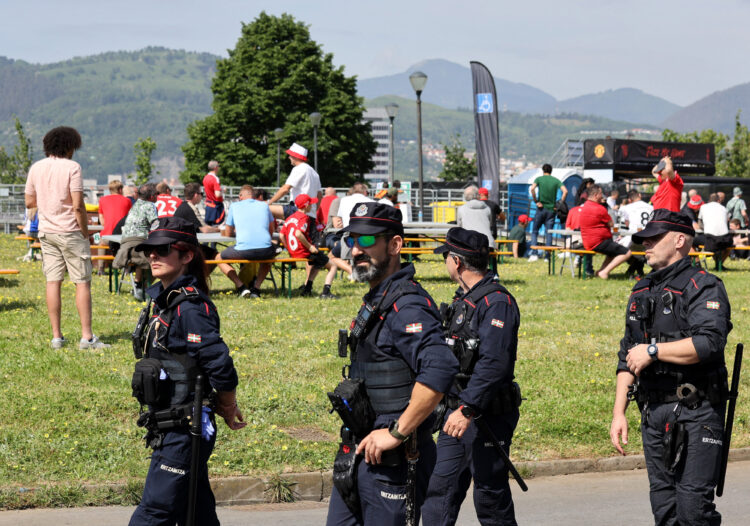 Europa League - Final - Tottenham Hotspur v Manchester United - Fans gather in Bilbao