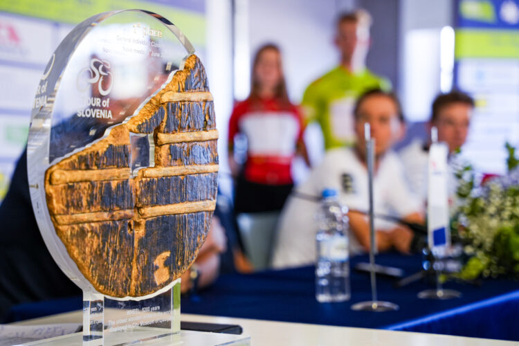 dirka po Sloveniji 2025