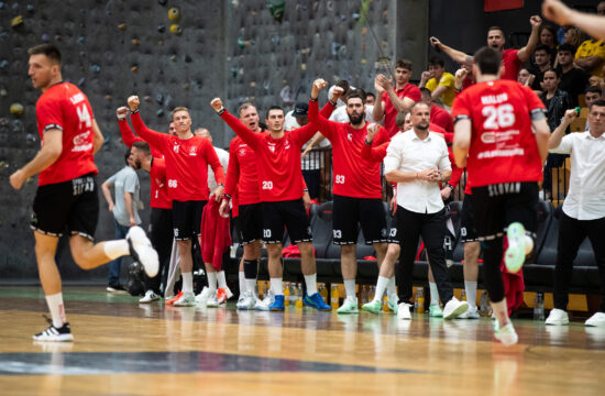 Vodilni niso dopustili presenečenja