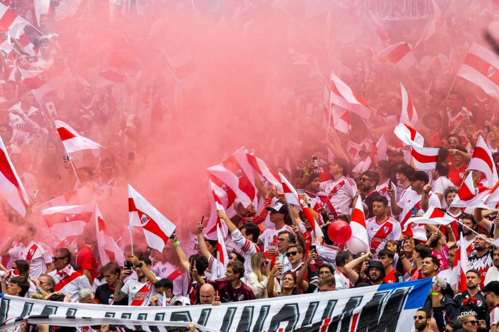 Zuma Contract Photographer