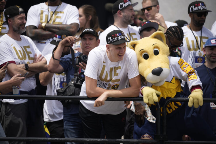 Nuggets Parade Basketball
