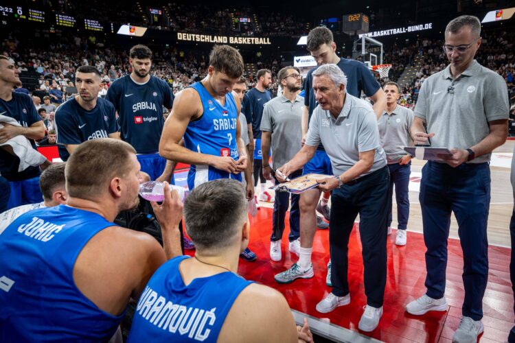 Srbska košarkarska reprezentanca