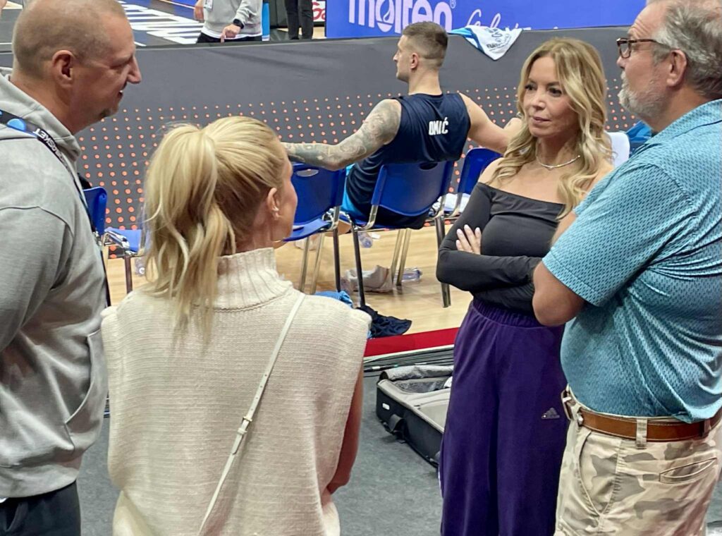 Lara Beth Seager, Donnie Nelson