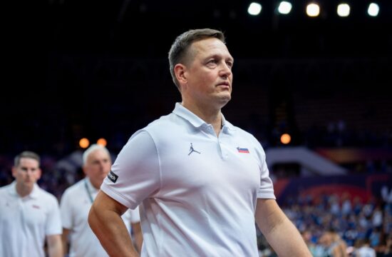 Slovenija – Estonija: začetek lova na Katar 2027