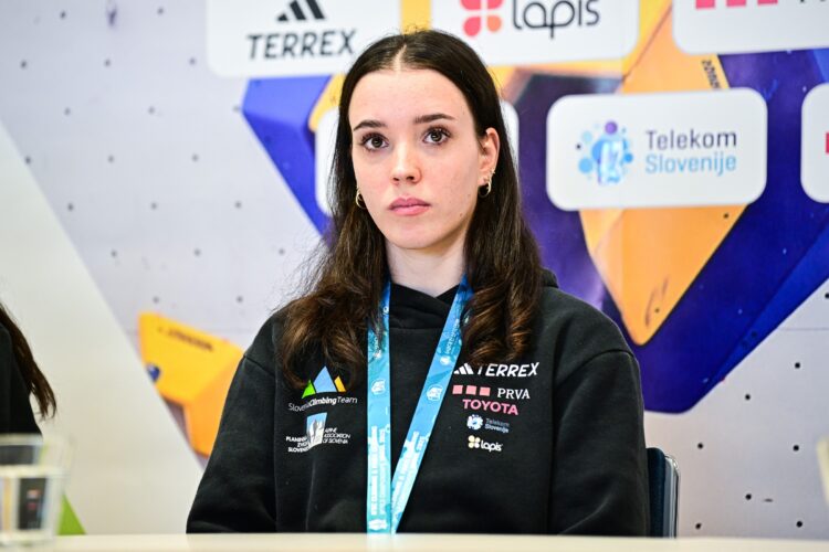 Rosa rekar