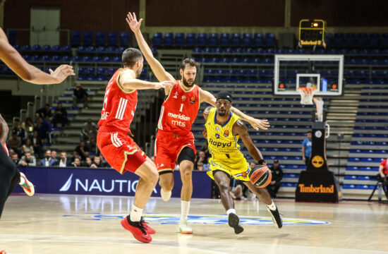 Crvena zvezda slavila na “gostovanju” v Beogradu (VIDEO)