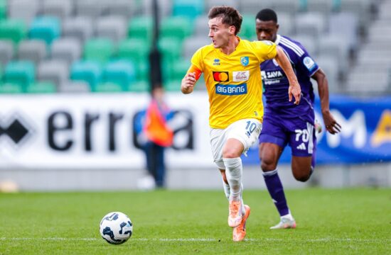 Je bil Maribor oškodovan? Kam se je mudilo sodniku? (VIDEO)