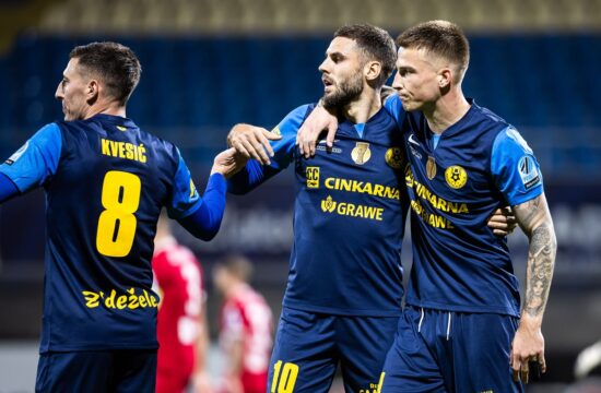 PLT: Celjani strli Kidričane, Maribor slavil v Ljubljani (VIDEO)