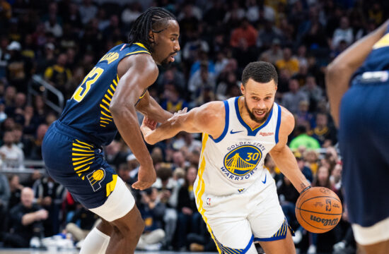 Zdesetkana Indiana ustavila Stepha Curryja (VIDEO)