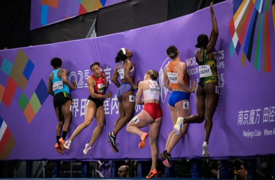 Najboljšim Slovenkam zaprli pot, da bi spet krojile vrh