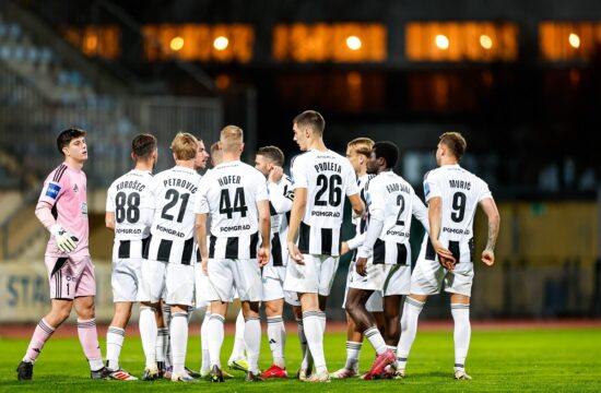 V Domžalah goli padajo en za drugim (VIDEO)