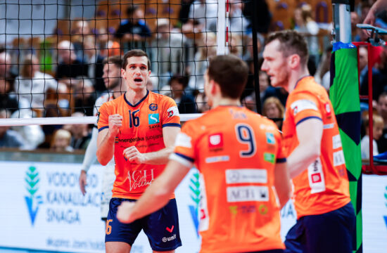 ACH Volley na težko gostovanje po ugoden izid