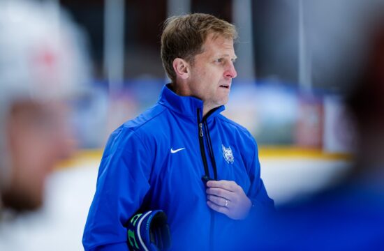 Kljub velikemu uspehu želi začeti z ničle