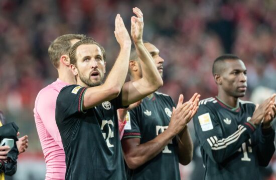 Harry Kane v sodnikovem dodatku rešil Bayern (VIDEO)